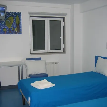 Hi - De Juventude Hostel