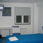 Hi - De Juventude Hostel *
