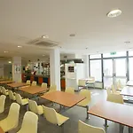 Hi - De Juventude Hostel *