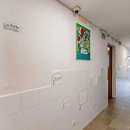 Hi - De Juventude بيت شباب Lisboa