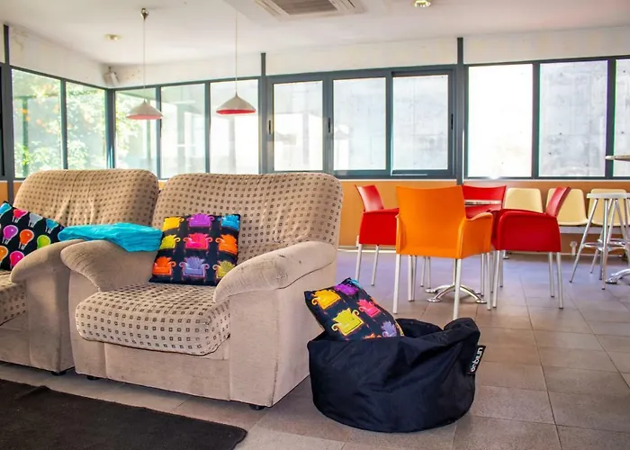 Hi - De Juventude Vandrarhem