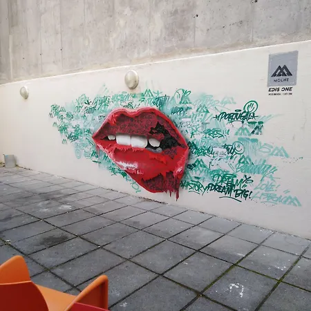 Hi - De Juventude بيت شباب Lisboa